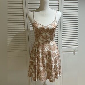 Millibon Brown and Cream Leaf Print Mini Dress